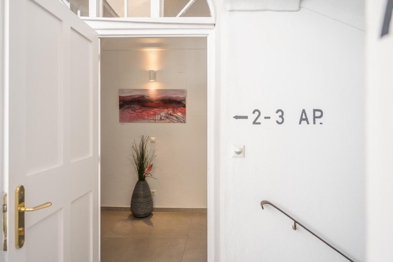 Stylische Cityapartments Benedikt Klagenfurt am Woerthersee Buitenkant foto