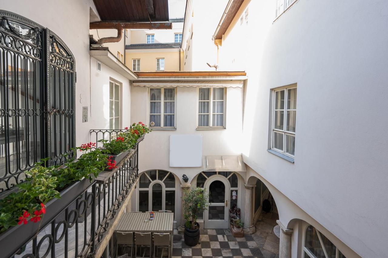 Stylische Cityapartments Benedikt Klagenfurt am Woerthersee Buitenkant foto