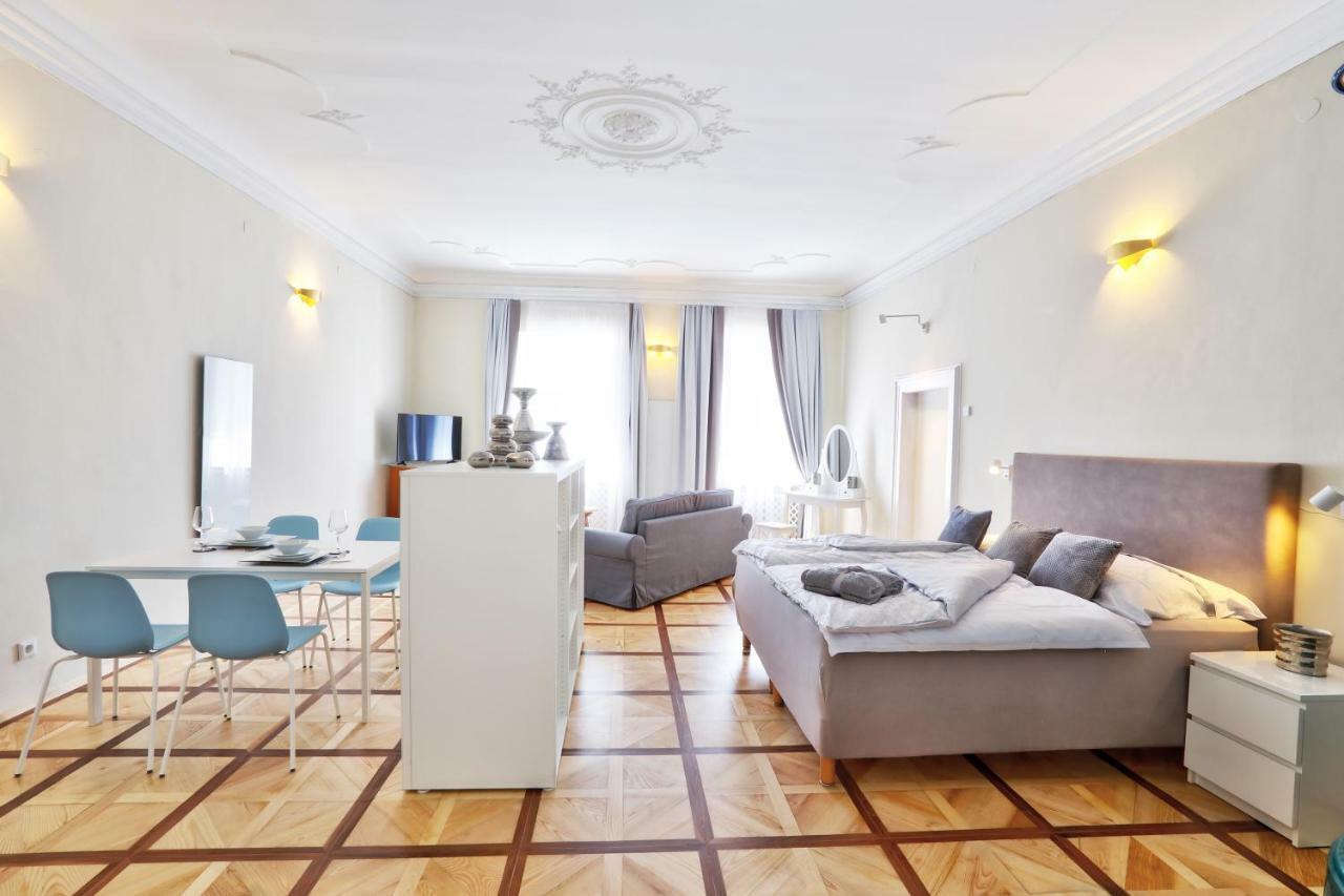 Stylische Cityapartments Benedikt Klagenfurt am Woerthersee Buitenkant foto