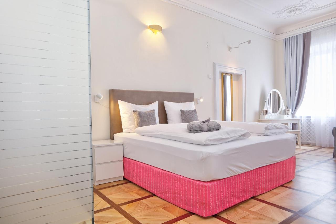 Stylische Cityapartments Benedikt Klagenfurt am Woerthersee Buitenkant foto