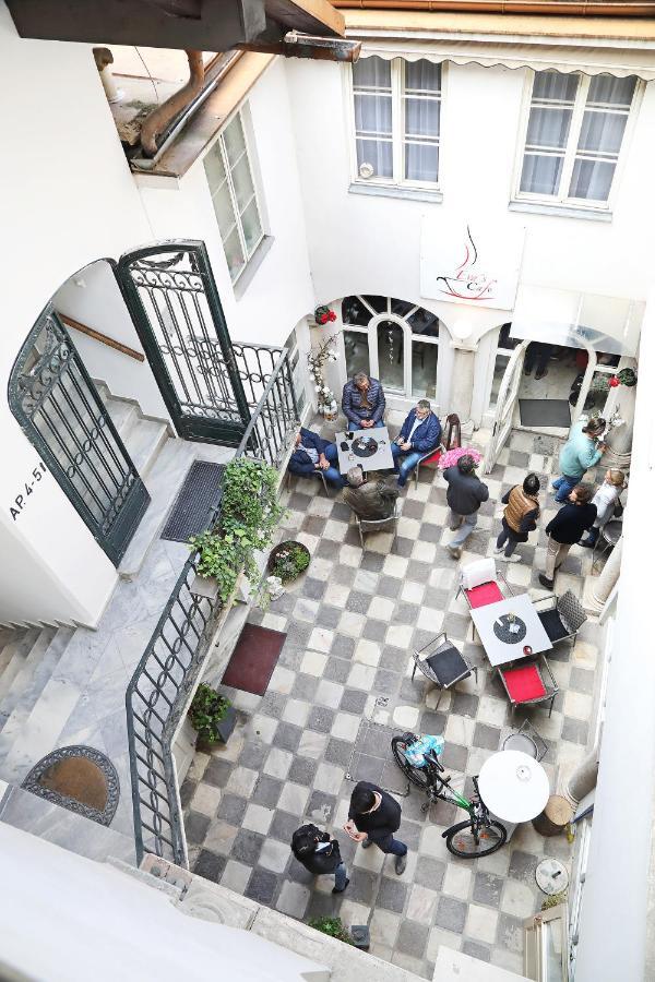 Stylische Cityapartments Benedikt Klagenfurt am Woerthersee Buitenkant foto
